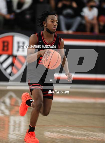 Thumbnail 3 in Beverly Hills vs Santa Clarita Christian (The Beverly Hills Basketball Tournament) photogallery.