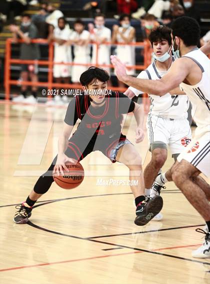 Thumbnail 3 in Beverly Hills vs Santa Clarita Christian (The Beverly Hills Basketball Tournament) photogallery.