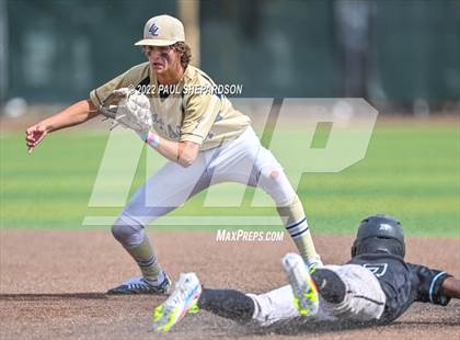 Thumbnail 3 in Legacy vs. Vista Ridge (CHSAA State 2nd Round) photogallery.
