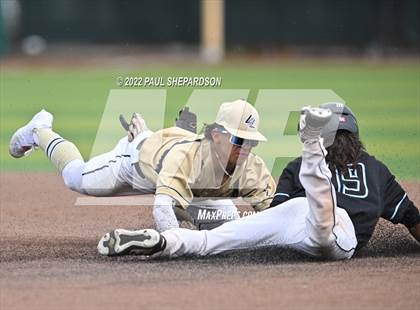 Thumbnail 3 in Legacy vs. Vista Ridge (CHSAA State 2nd Round) photogallery.