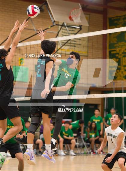 Thumbnail 1 in Sheldon @ Kennedy photogallery.