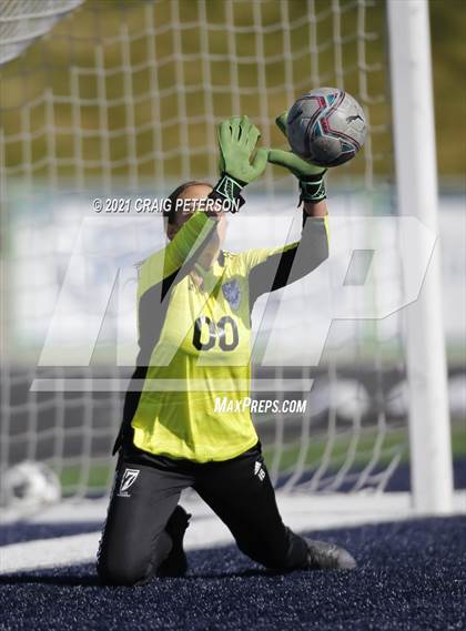 Thumbnail 3 in Ridgeline vs. Dixie (UHSAA 4A Quarterfinal) photogallery.