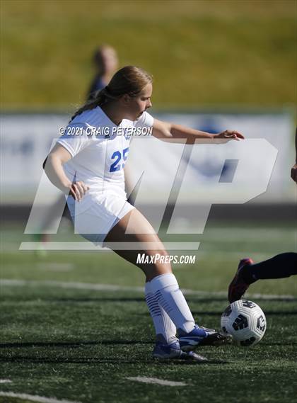 Thumbnail 3 in Ridgeline vs. Dixie (UHSAA 4A Quarterfinal) photogallery.