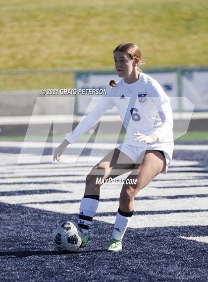 Thumbnail 3 in Ridgeline vs. Dixie (UHSAA 4A Quarterfinal) photogallery.