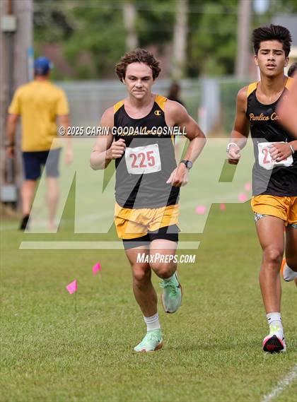 Thumbnail 3 in Fightertown Invitational Var Boys photogallery.