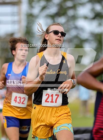 Thumbnail 2 in Fightertown Invitational Var Boys photogallery.