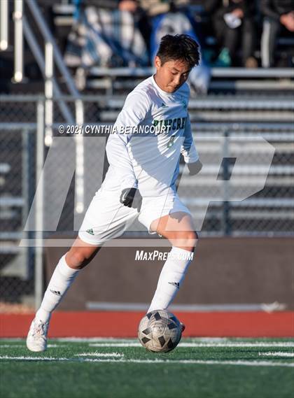 Thumbnail 3 in Palmer Ridge vs Pine Creek photogallery.