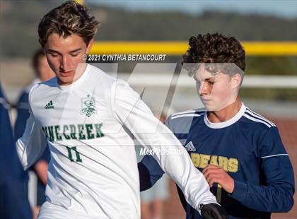Thumbnail 2 in Palmer Ridge vs Pine Creek photogallery.
