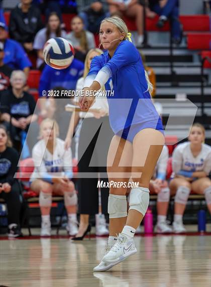 Thumbnail 1 in Gunter vs. Ponder (UIL 3A Area) photogallery.