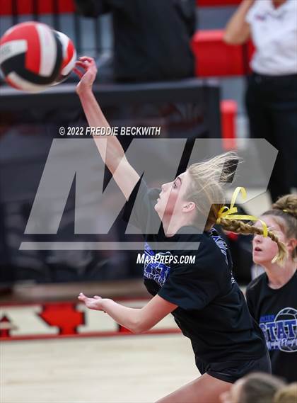 Thumbnail 1 in Gunter vs. Ponder (UIL 3A Area) photogallery.