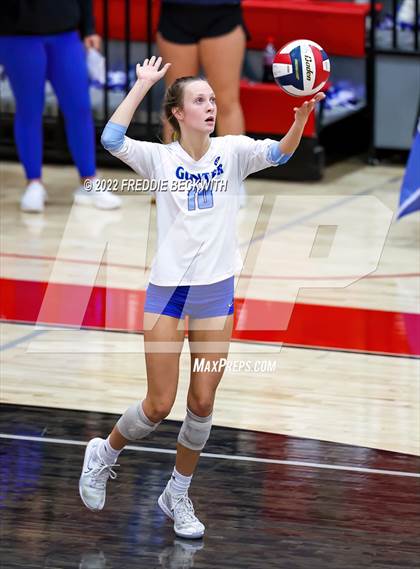 Thumbnail 1 in Gunter vs. Ponder (UIL 3A Area) photogallery.