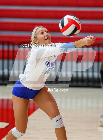 Thumbnail 3 in Gunter vs. Ponder (UIL 3A Area) photogallery.