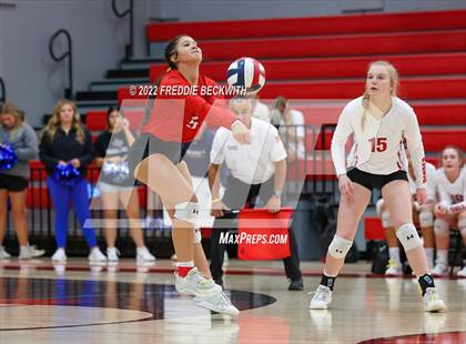 Thumbnail 1 in Gunter vs. Ponder (UIL 3A Area) photogallery.