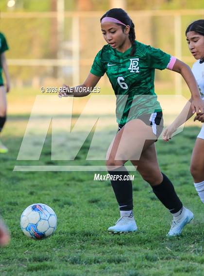 Thumbnail 3 in Wilson vs Eagle Rock photogallery.