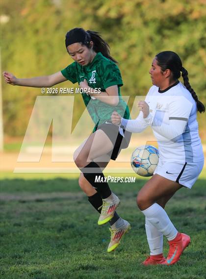 Thumbnail 1 in Wilson vs Eagle Rock photogallery.