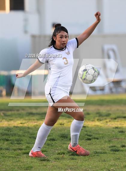 Thumbnail 2 in Wilson vs Eagle Rock photogallery.