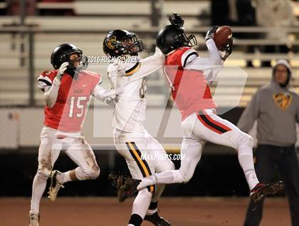 Thumbnail 2 in Bishop O'Dowd @ Valley View (CIF State Division 5AA Final) photogallery.