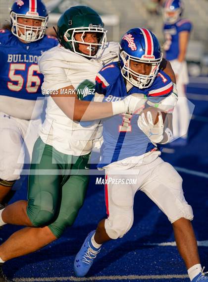 Thumbnail 2 in JV: Sacred Heart Cathedral Preparatory @ Folsom photogallery.