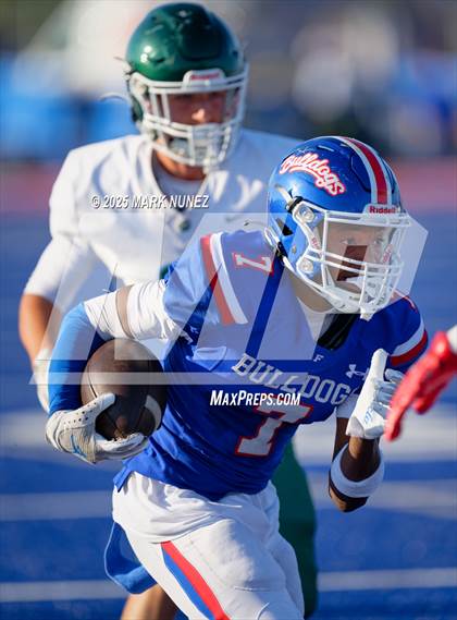 Thumbnail 1 in JV: Sacred Heart Cathedral Preparatory @ Folsom photogallery.