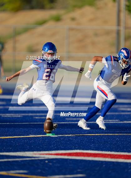 Thumbnail 2 in JV: Sacred Heart Cathedral Preparatory @ Folsom photogallery.