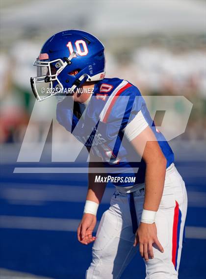 Thumbnail 2 in JV: Sacred Heart Cathedral Preparatory @ Folsom photogallery.