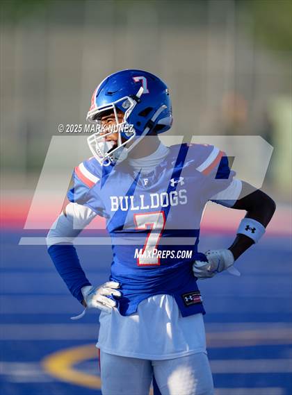 Thumbnail 1 in JV: Sacred Heart Cathedral Preparatory @ Folsom photogallery.