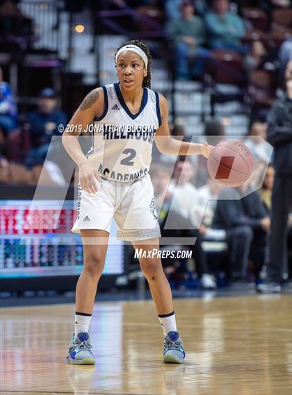 Thumbnail 2 in Hand vs. Hillhouse (CIAC Class L Final) photogallery.