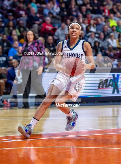 Thumbnail 1 in Hand vs. Hillhouse (CIAC Class L Final) photogallery.