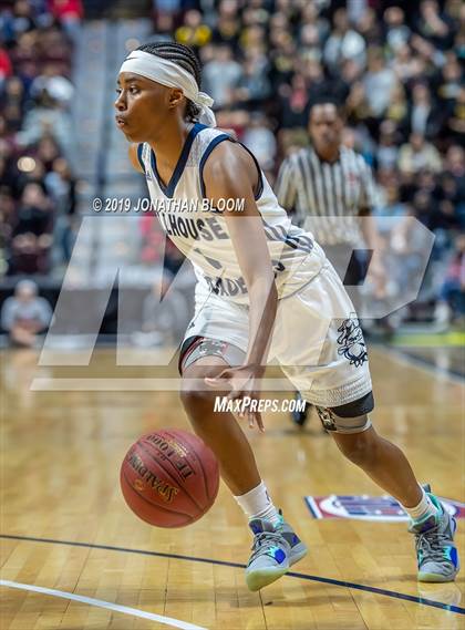 Thumbnail 1 in Hand vs. Hillhouse (CIAC Class L Final) photogallery.