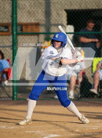 Thumbnail 2 in Loyalsock Township vs. Mid Valley (PIAA Class 3A First Round) photogallery.