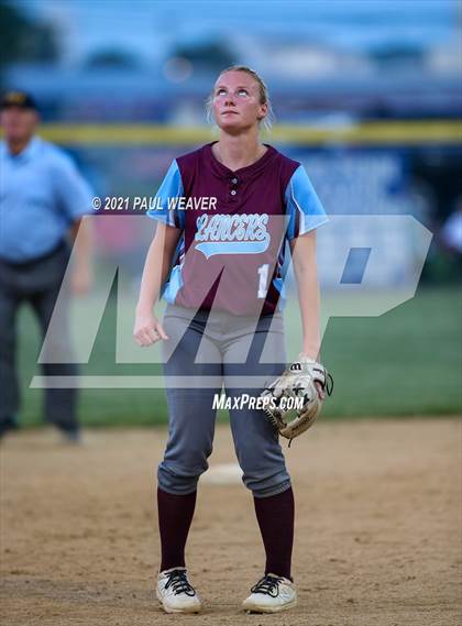 Thumbnail 1 in Loyalsock Township vs. Mid Valley (PIAA Class 3A First Round) photogallery.