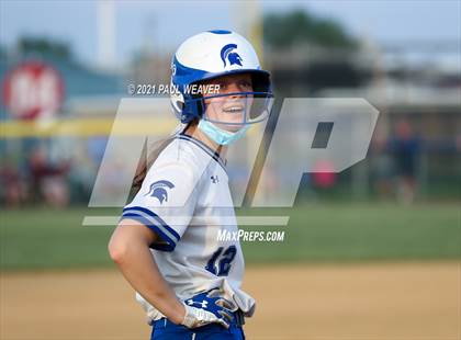 Thumbnail 3 in Loyalsock Township vs. Mid Valley (PIAA Class 3A First Round) photogallery.