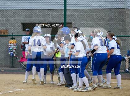Thumbnail 3 in Loyalsock Township vs. Mid Valley (PIAA Class 3A First Round) photogallery.