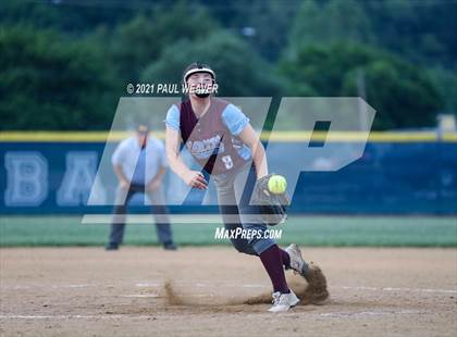 Thumbnail 1 in Loyalsock Township vs. Mid Valley (PIAA Class 3A First Round) photogallery.