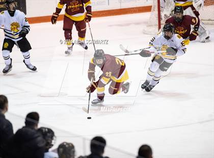 Thumbnail 3 in Ithaca vs. McQuaid Jesuit (NYSPHSAA Division 1 Regional) photogallery.