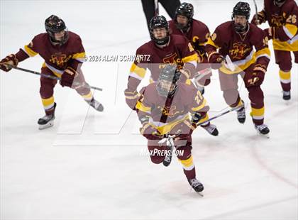 Thumbnail 1 in Ithaca vs. McQuaid Jesuit (NYSPHSAA Division 1 Regional) photogallery.