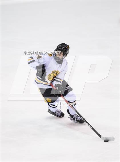 Thumbnail 3 in Ithaca vs. McQuaid Jesuit (NYSPHSAA Division 1 Regional) photogallery.