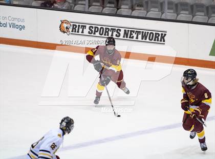 Thumbnail 1 in Ithaca vs. McQuaid Jesuit (NYSPHSAA Division 1 Regional) photogallery.