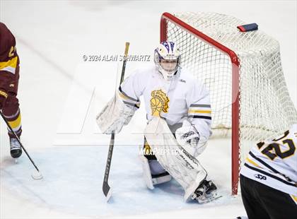Thumbnail 1 in Ithaca vs. McQuaid Jesuit (NYSPHSAA Division 1 Regional) photogallery.