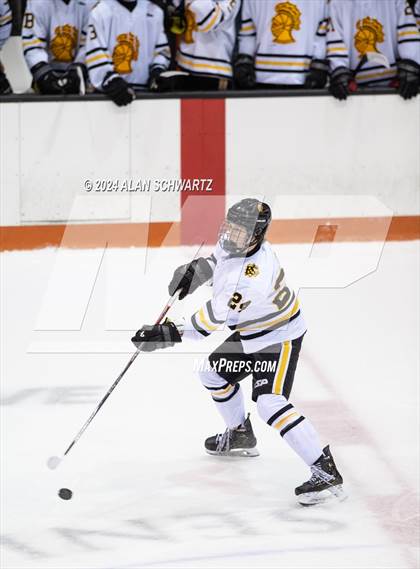 Thumbnail 2 in Ithaca vs. McQuaid Jesuit (NYSPHSAA Division 1 Regional) photogallery.
