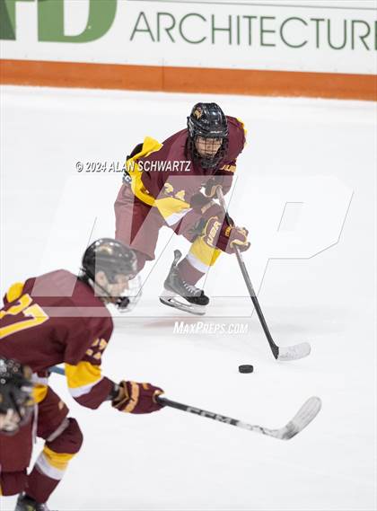 Thumbnail 2 in Ithaca vs. McQuaid Jesuit (NYSPHSAA Division 1 Regional) photogallery.