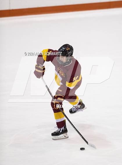 Thumbnail 3 in Ithaca vs. McQuaid Jesuit (NYSPHSAA Division 1 Regional) photogallery.