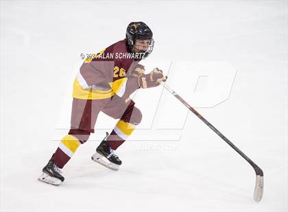 Thumbnail 2 in Ithaca vs. McQuaid Jesuit (NYSPHSAA Division 1 Regional) photogallery.