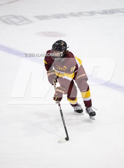Thumbnail 2 in Ithaca vs. McQuaid Jesuit (NYSPHSAA Division 1 Regional) photogallery.