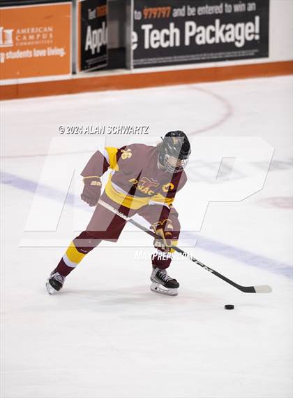 Thumbnail 3 in Ithaca vs. McQuaid Jesuit (NYSPHSAA Division 1 Regional) photogallery.