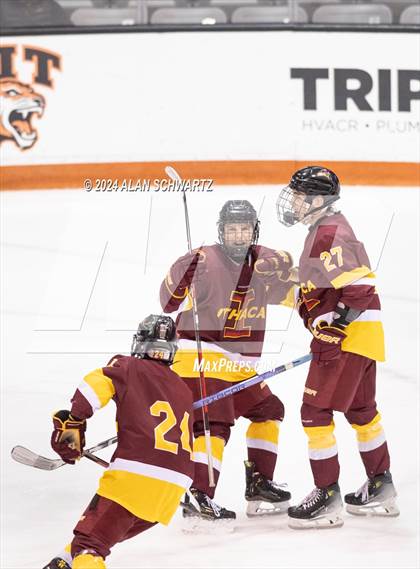 Thumbnail 2 in Ithaca vs. McQuaid Jesuit (NYSPHSAA Division 1 Regional) photogallery.