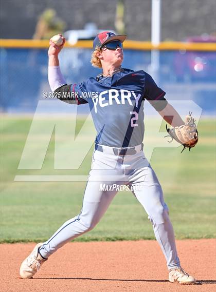 Thumbnail 1 in Perry vs. O'Connor (AIA 6A L Round 2A Playoff) photogallery.