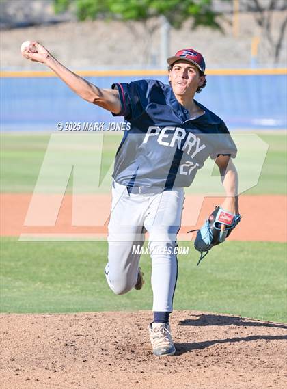 Thumbnail 3 in Perry vs. O'Connor (AIA 6A L Round 2A Playoff) photogallery.