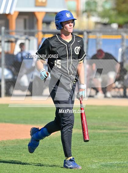 Thumbnail 2 in Perry vs. O'Connor (AIA 6A L Round 2A Playoff) photogallery.