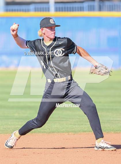 Thumbnail 1 in Perry vs. O'Connor (AIA 6A L Round 2A Playoff) photogallery.